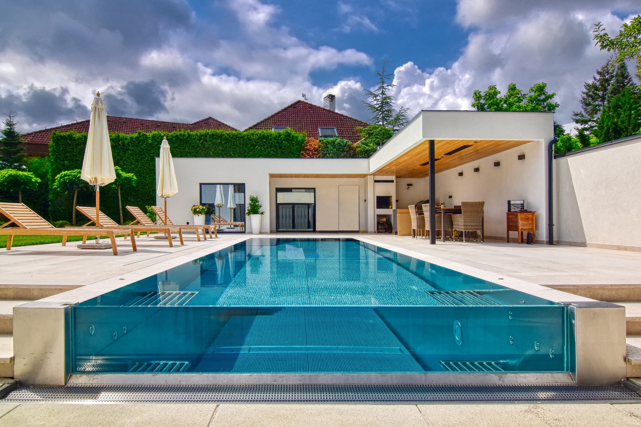 Outdoor Privat Pool With Infinity Overflow 9 Berndorf