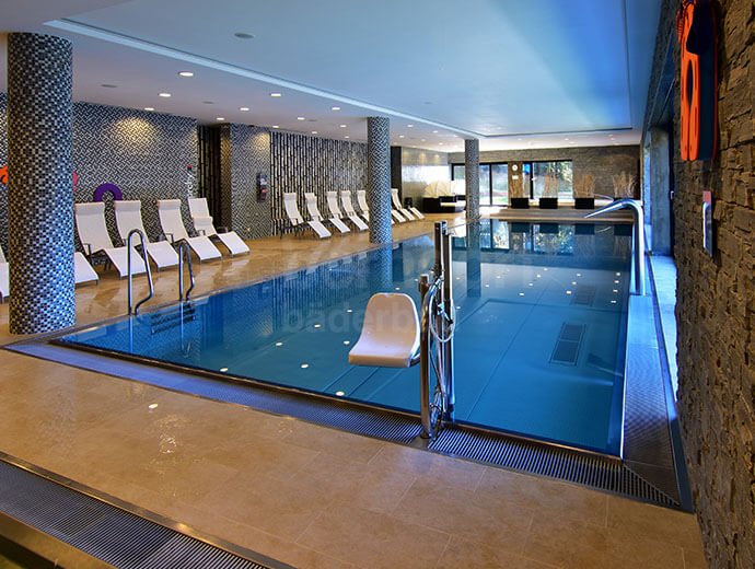 Rehabilitation and titanium pools Rehabilitation and titanium pools