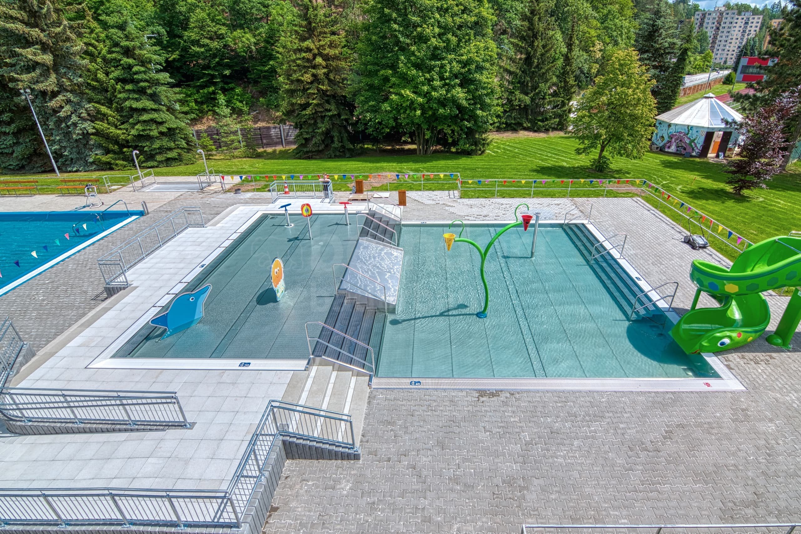 2a_Víceúčelový bazén Náchod.jpg