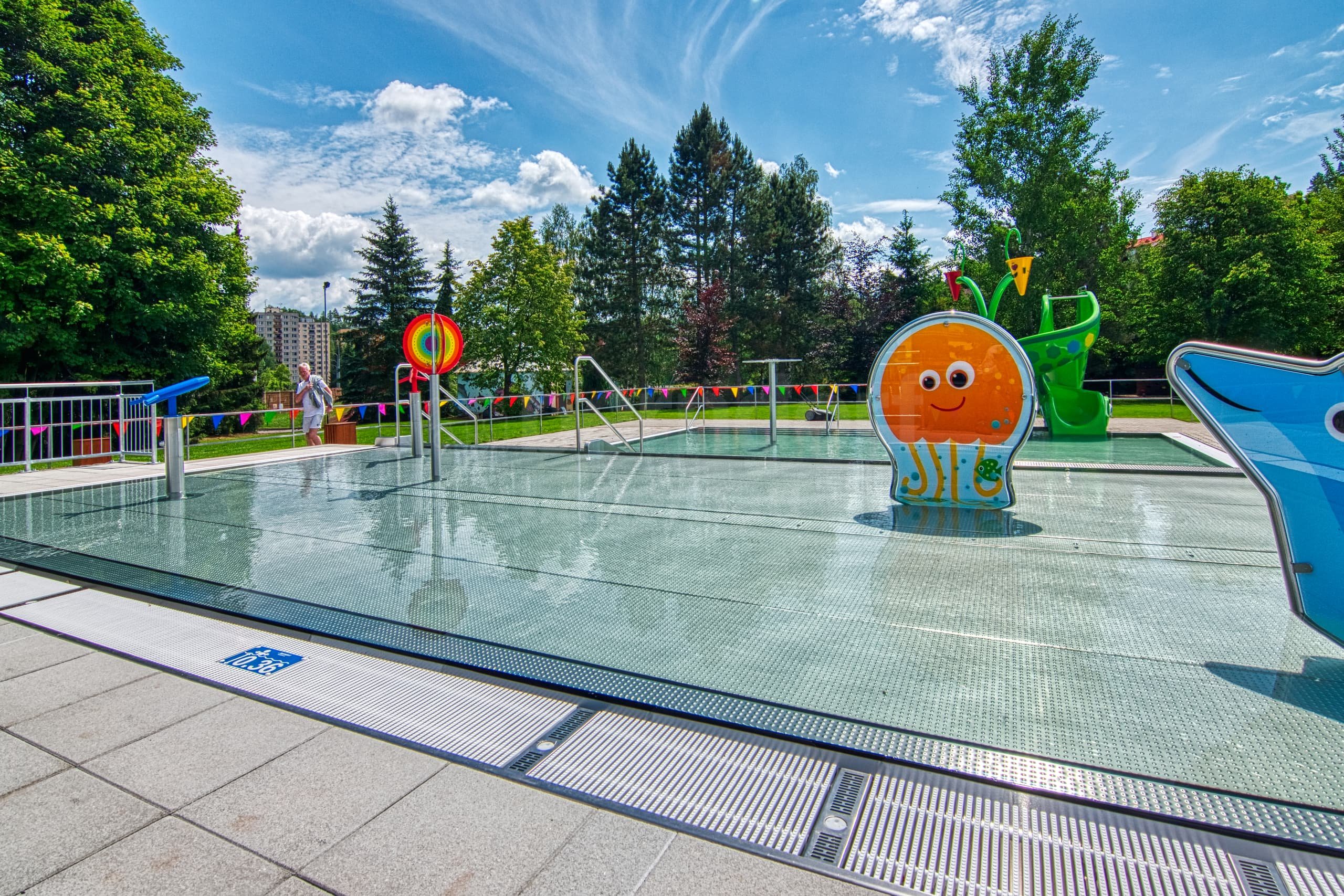 2c_Víceúčelový bazén Náchod_dětský bazén.jpg