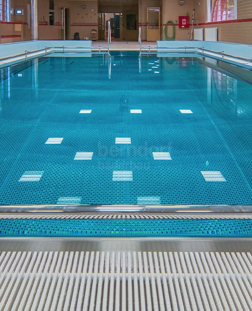 Rehabilitační nerezový bazén se zvedacím dnem Tloskov