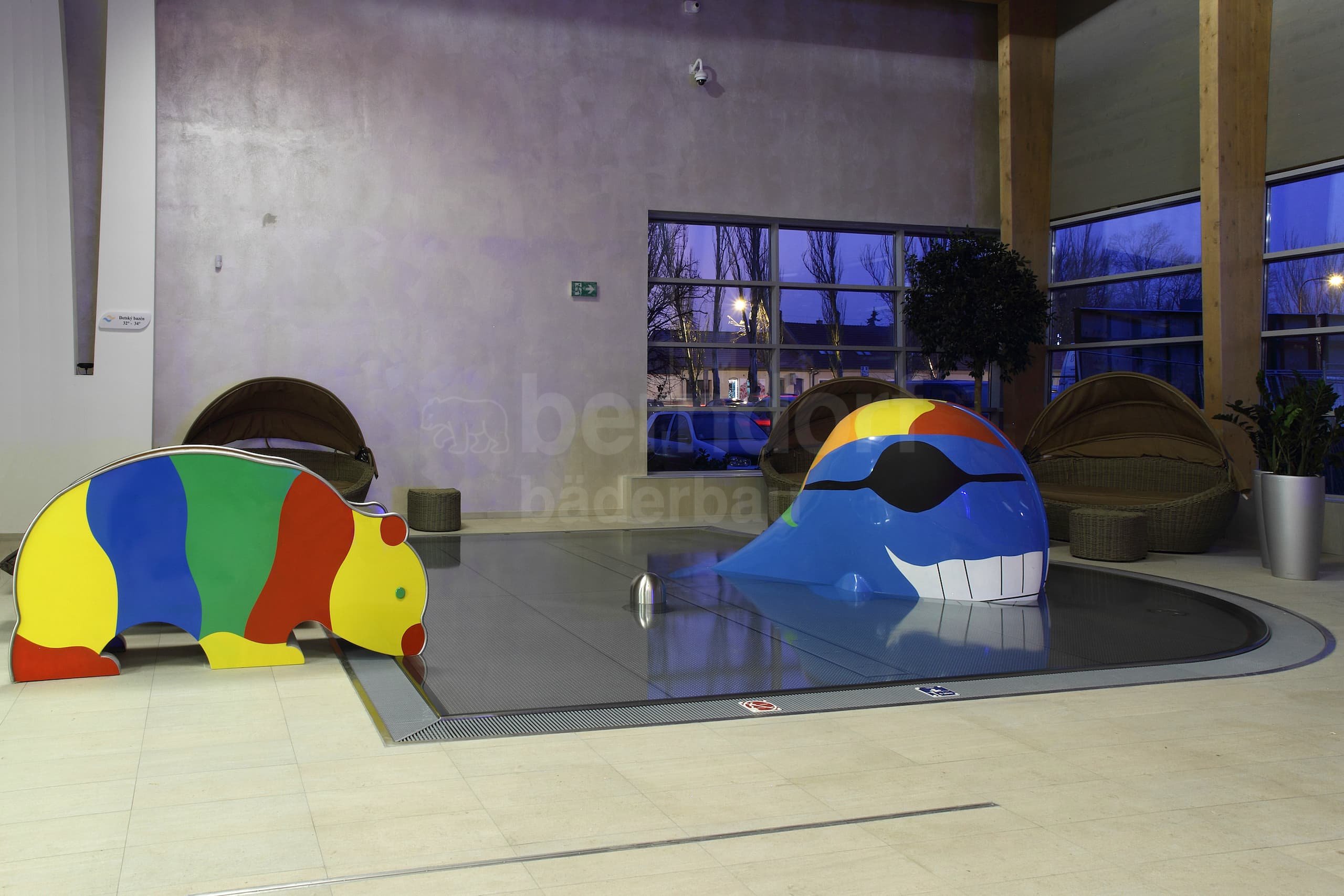 8m_TRNAVA_AQUAPARK Trnava.JPG