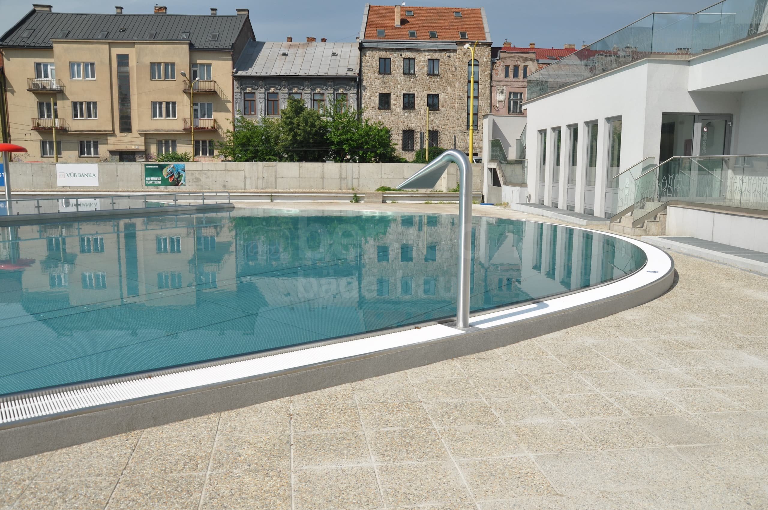 3b_KOŠICE_Koupaliště rumanova.JPG